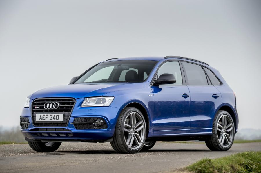  Audi SQ5 TDI Plus (8R) 2016 года  (UK) (фото 1 из 16)
